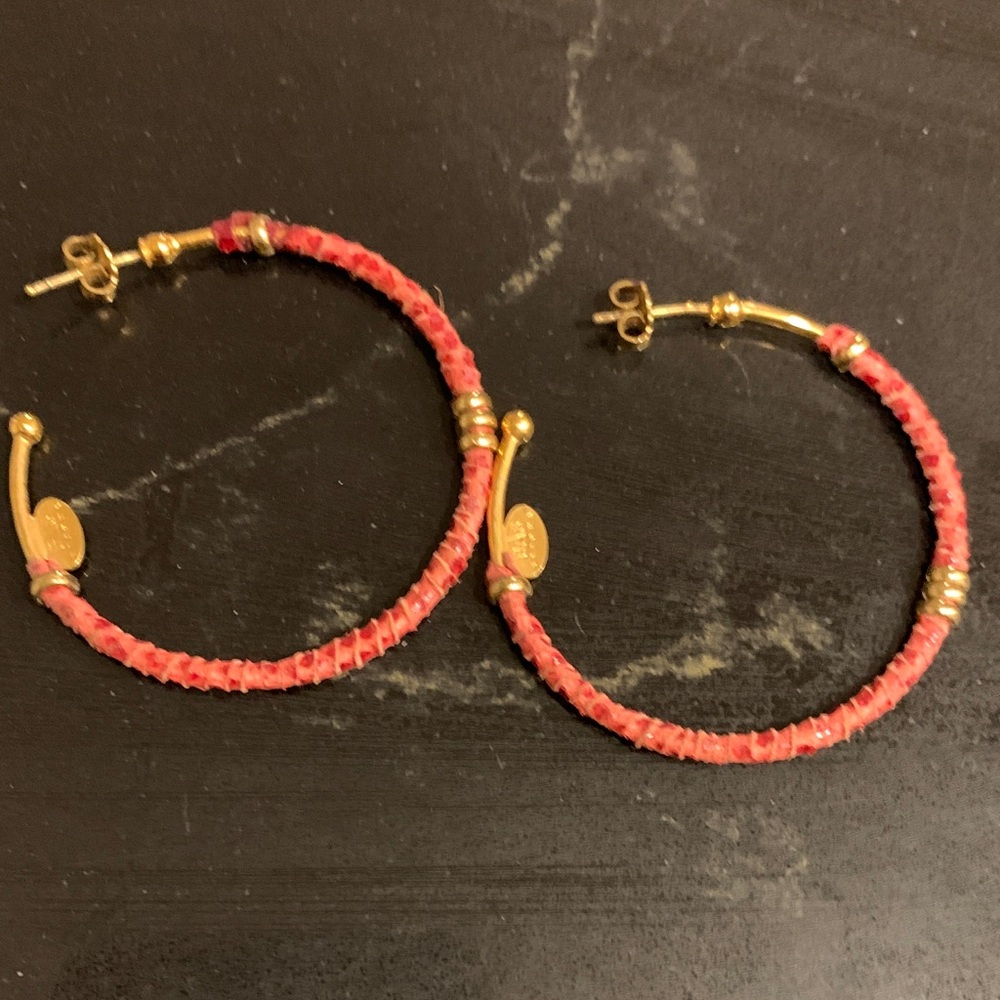Elegant Gold and pink Woven Hoop Earrings
